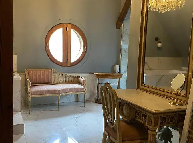 Altbauwohnung Mit Fachwerk Daire Anif